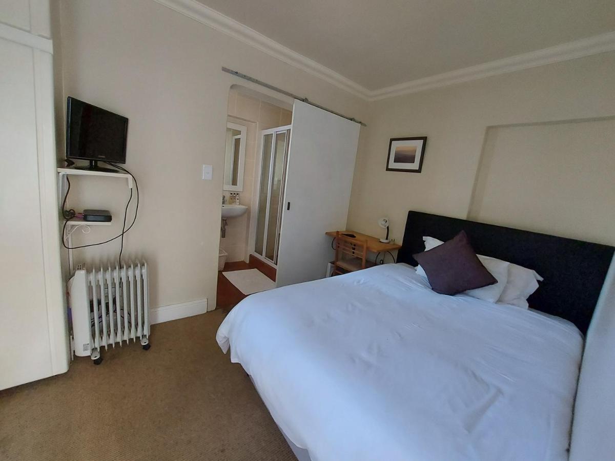 Newlands Guest House Kaapstad Buitenkant foto