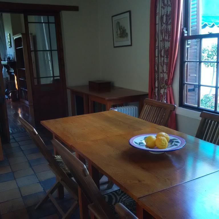 Newlands Guest House Kaapstad Buitenkant foto